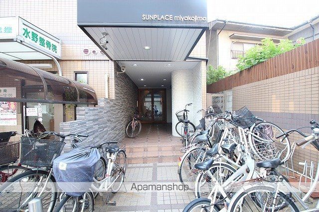 アクエルド都島の玄関写真