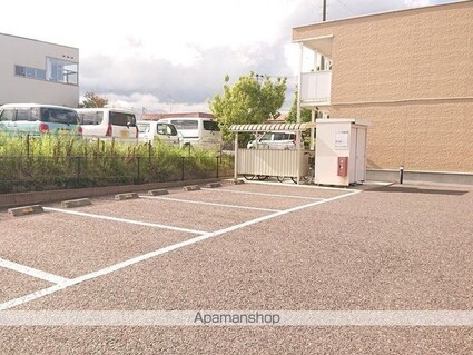 レオパレスハロー　ハッシー[1K/23.18m2]の駐車場