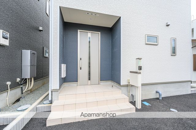 伊豆箱根大雄山線 和田河原駅 徒歩5分 2階建 築4年の玄関写真