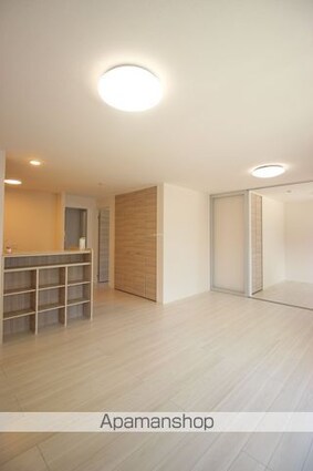 Ｄーｒｅｓｉｄｅｎｃｅ・Ｋ沖野上[3LDK/81.72m2]の内装