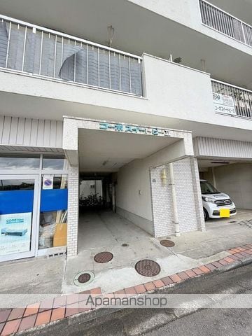 コーポスイートピーIIの玄関写真