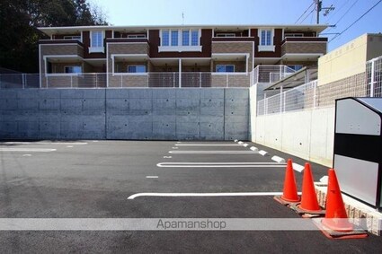 グリーン　ハイツ[1LDK/45.77m2]の駐車場