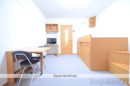 レオパレス石鎚[1K/26.08m2]のリビング・居間2