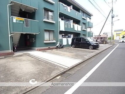 ルミエール[3DK/61.09m2]の駐車場1