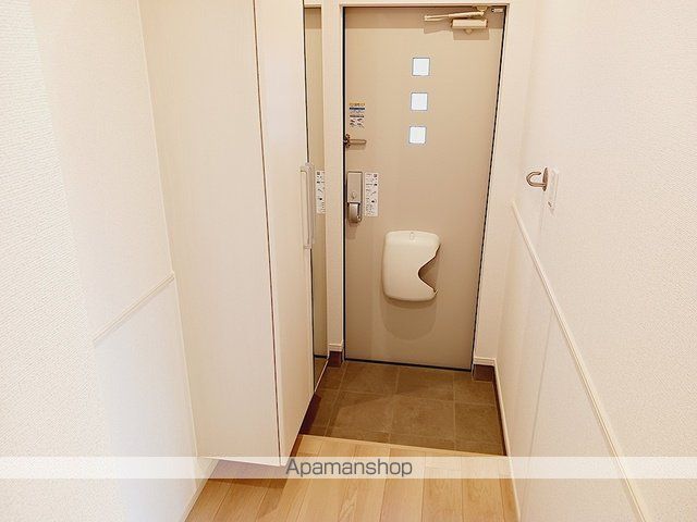 クロス アイ ヴィラAの内装写真