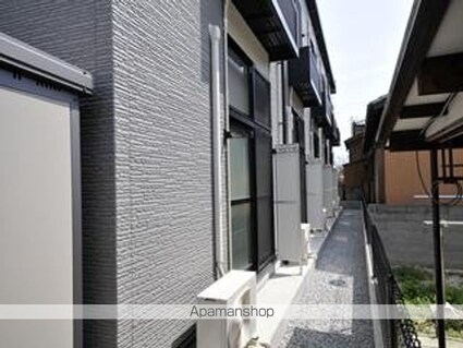 レオパレスパイナス松福[1K/20.28m2]の外観2