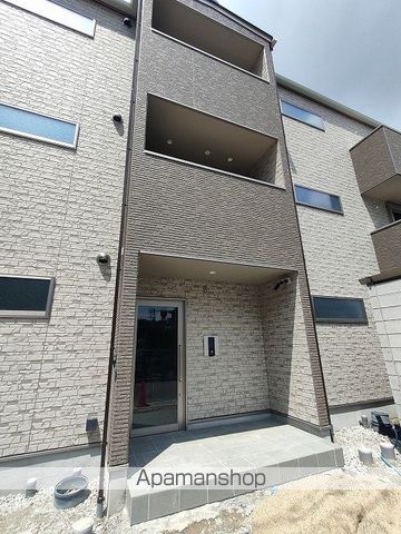 CEDAR HALL YAMADA ONEの玄関写真