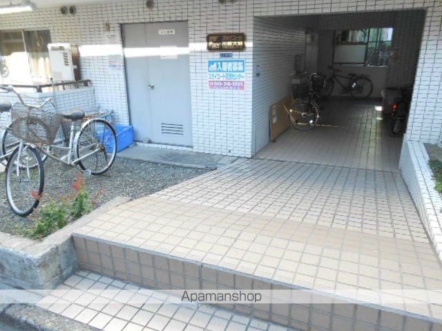 スカイコート川崎大師の玄関写真