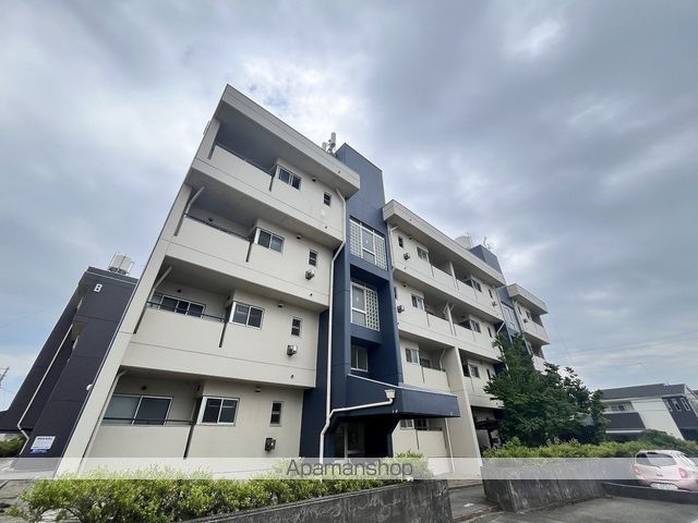 渚マンションAの外観写真