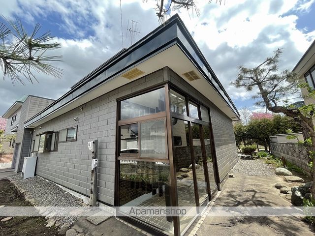 函館本線 桔梗駅 徒歩14分 2階建 築51年の外観写真