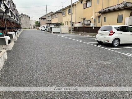 Ｒｉｖｅｒ　Ｓｉｄｅ[2LDK/59.62m2]の駐車場