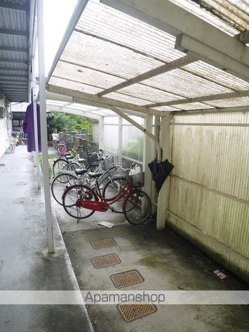 エステートピア平井N棟の外観写真