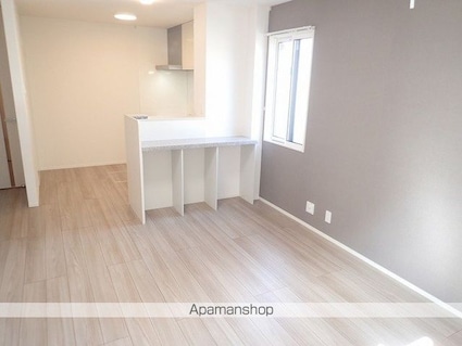 ルミエールＭＫ[2LDK/66.32m2]のリビング・居間