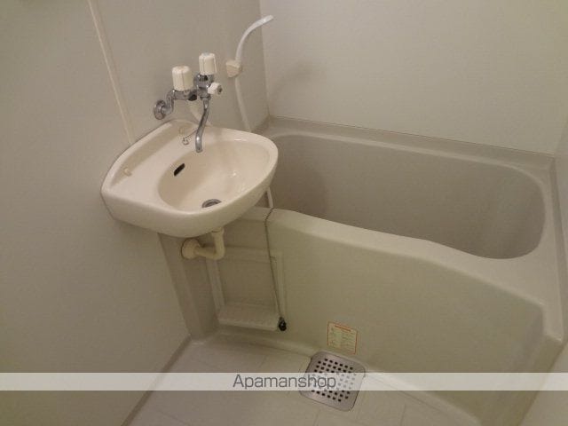レオパレスブルーマウンテンの内装写真