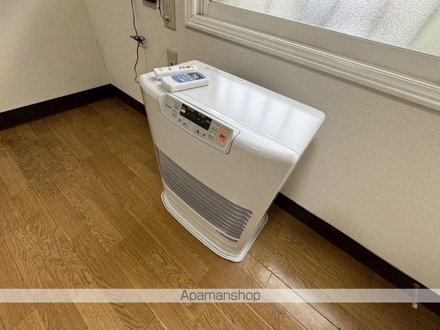 帯広市 2階建 築40年の内装写真