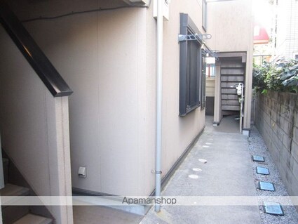 東京都中野区中央５丁目[1R/19m2]の共用部