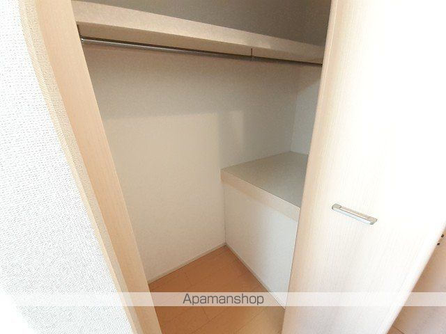 コンフォーティア鶴ケ谷東の内装写真