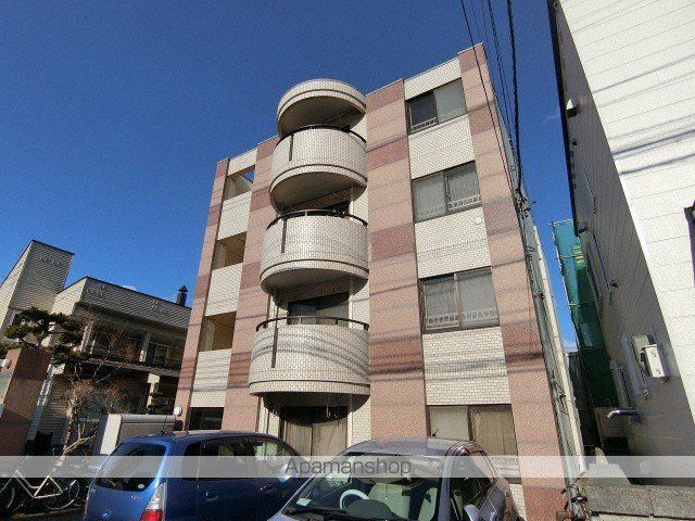 ソレイユハイム山鼻の玄関写真