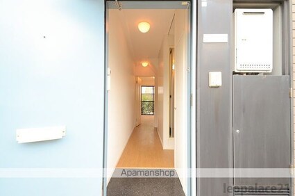 レオパレスほしや[2DK/40.95m2]の玄関