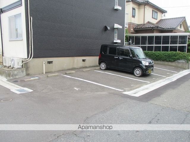 ウェストグランディールBの外観写真