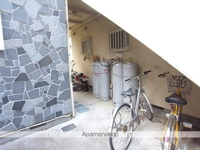 ハイツ西山の玄関写真