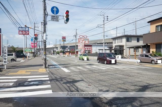 フロントコートの周辺写真