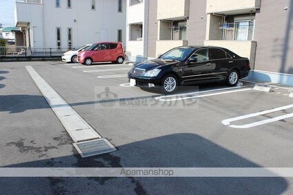 パークサイド[1LDK/41.27m2]の駐車場