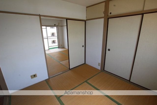 辰巳東ハイツC棟の内装写真