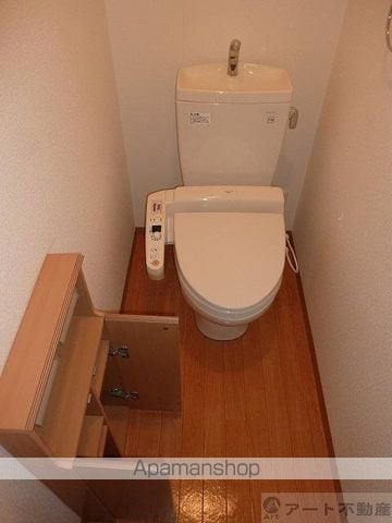 フォブール沖の内装写真
