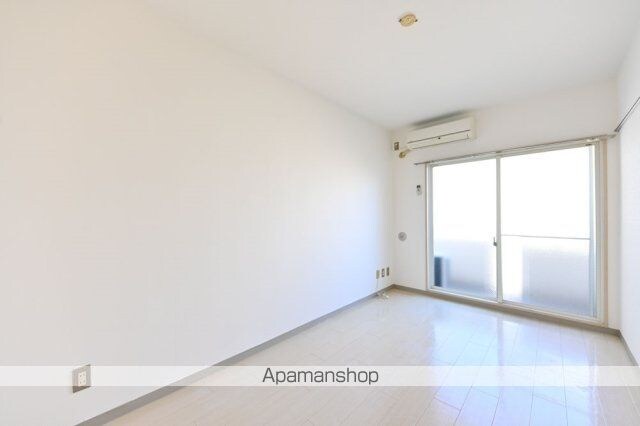 トップ三軒茶屋第４[1R/15.94m2]のリビング・居間
