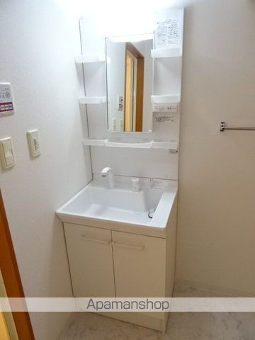 サーバタの内装写真