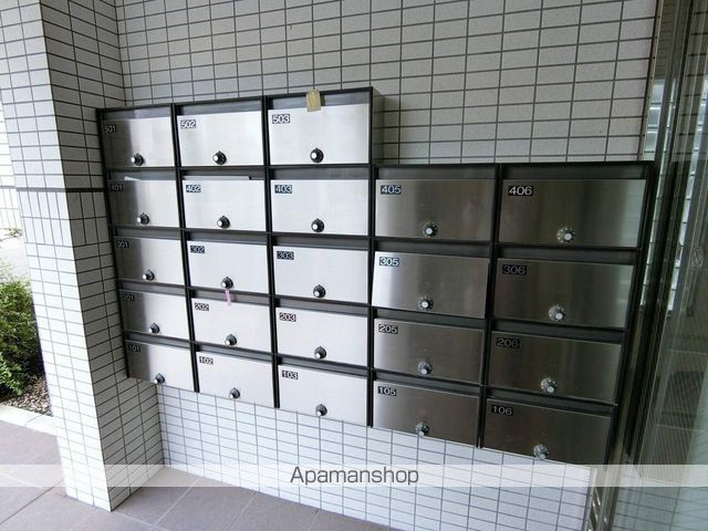 PARK SIDE 葉月館の玄関写真