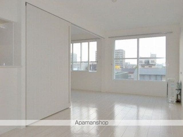 フィオリトゥラヒラギシの内装写真