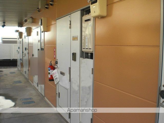 レオパレス東豊田Iの玄関写真