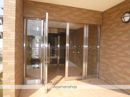 メゾン・ド・フラン[1R/42.38m2]の共用部2