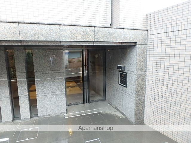 ルーブル荻窪伍番館の玄関写真