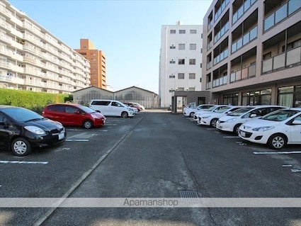 サンライト竹原[2DK/44.82m2]の駐車場1