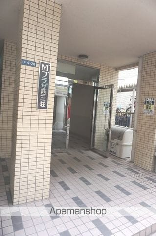 M’プラザ西三荘駅前の玄関写真