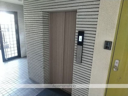 アーバンエコーズ[1LDK/38.8m2]のロビー1