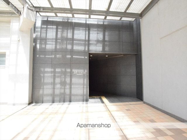 B’Sタワー橋本 E棟の玄関写真