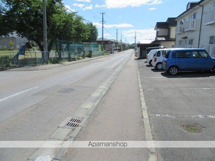 アメニティＦ[1K/33.88m2]の駐車場2