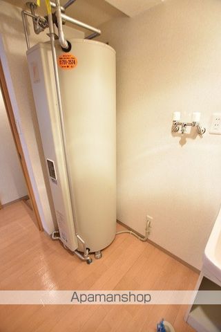 パラディーゾ412の内装写真