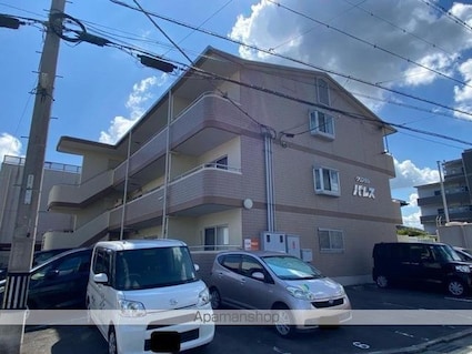 クリスタルパレス[2LDK/61.75m2]の外観2