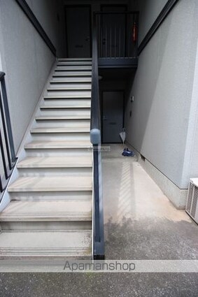ファミール伊吹[2K/42.95m2]の共用部1