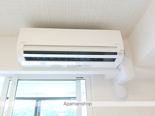 メゾングレーヌ東觜崎駅前Bの内装写真