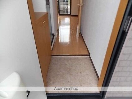 パークコート小牧岩崎[1R/29.6m2]の玄関