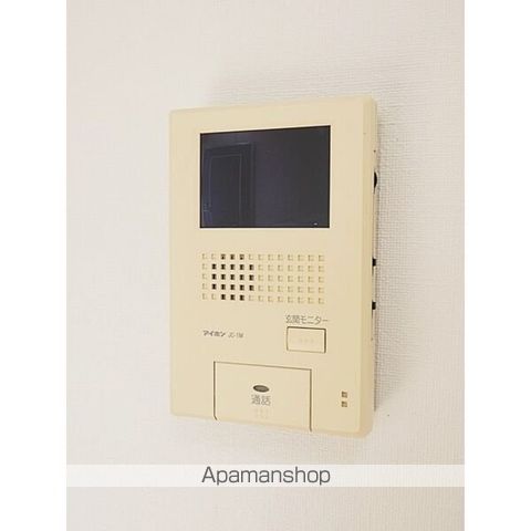 アクシス宝が丘の玄関写真