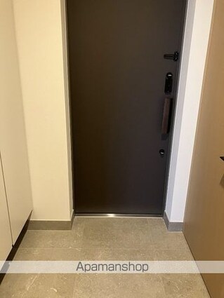 ザ・パークハウス千代田六番町[3LDK/84.37m2]の玄関