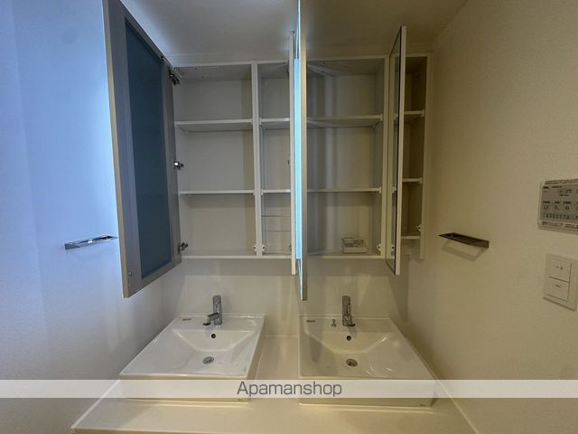 DRAW上本町の内装写真