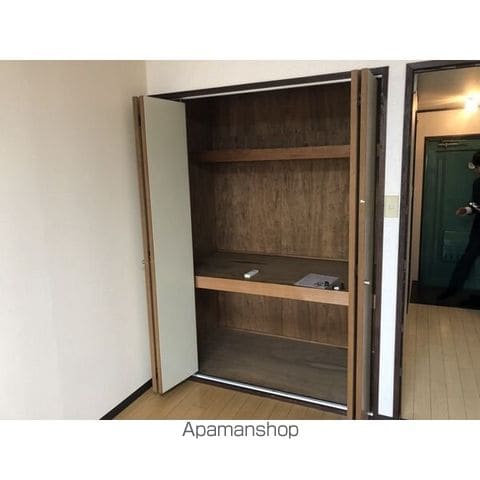 レジデンスヒカリの内装写真